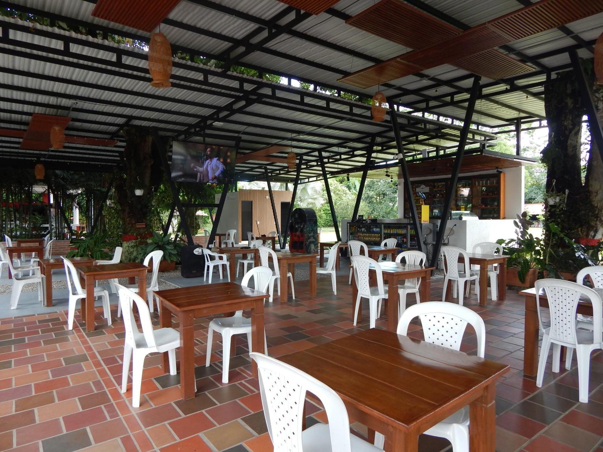 Hotel Campestre Las Palmas Sas Villavicencio Bagian luar foto