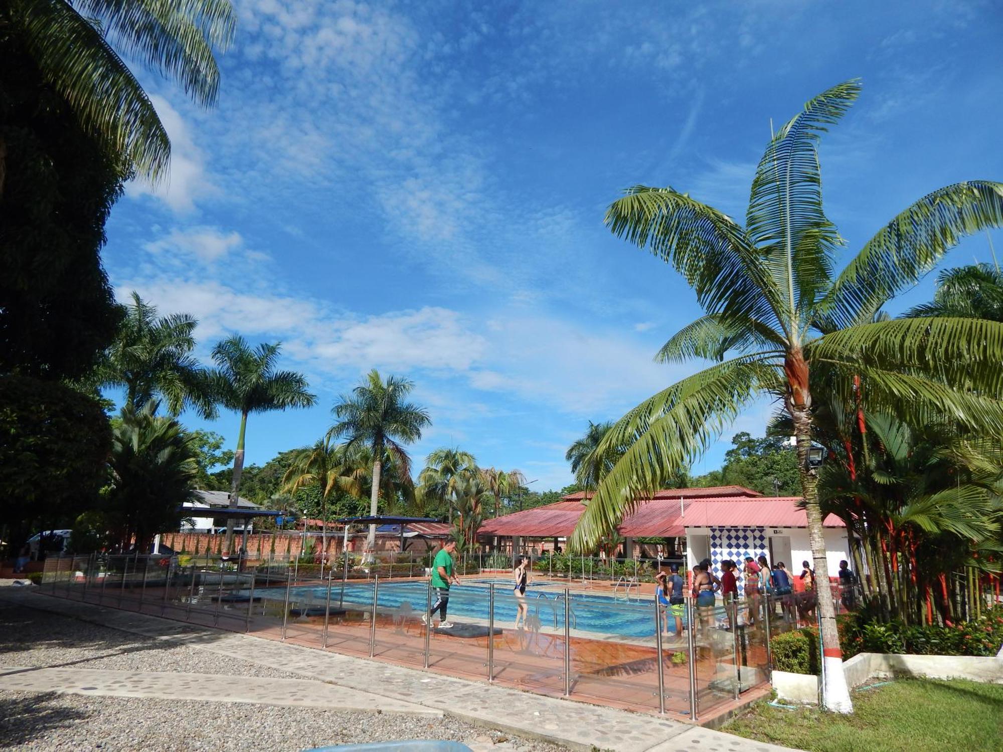 Hotel Campestre Las Palmas Sas Villavicencio Bagian luar foto